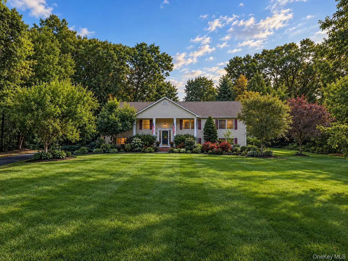 115 Foxwood Drive S, Newburgh, NY 12550 - #1
