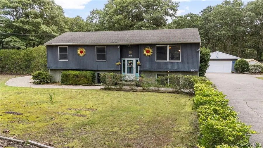 393 Railroad Avenue, Manorville, NY 11949 - #2