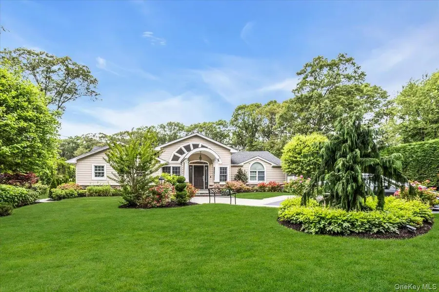 21 Buttonwood Drive, Dix Hills, NY 11746 - #3