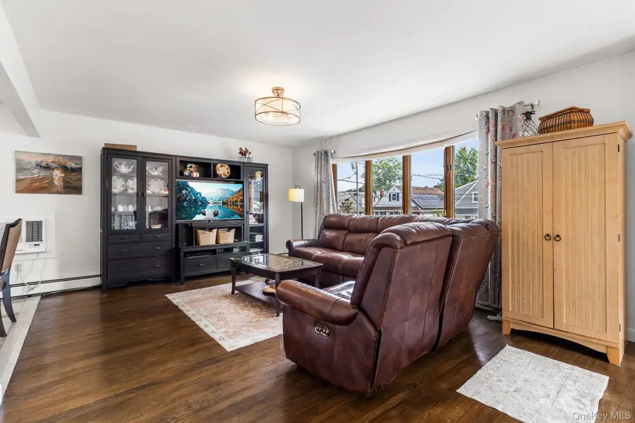 115 S 11th Street, New Hyde Park, NY 11040 - #3
