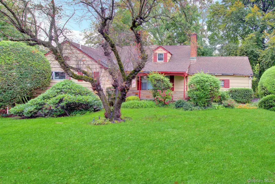 6 Soundview Road, Glen Cove, NY 11542 - #2