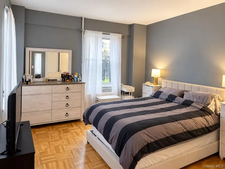 4 Fordham Hill Oval #2E, Bronx, NY 10468 - #3