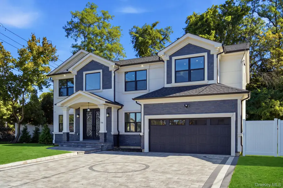 770 Cedar Street, Syosset, NY 11791 - #2