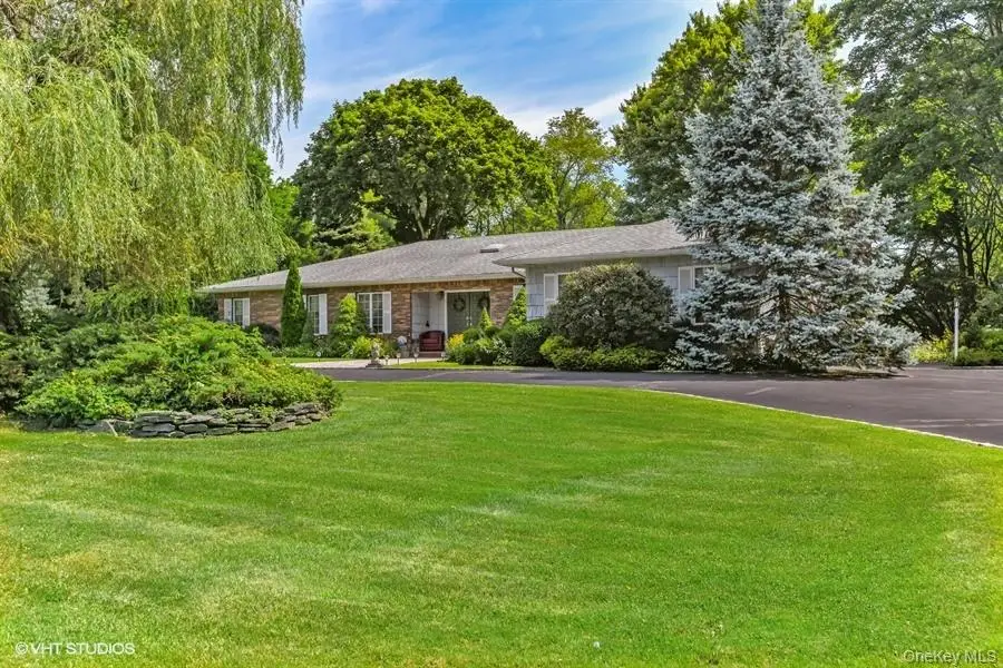 23 Hill House Lane, Glen Head, NY 11545 - #1