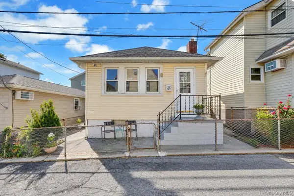 12 1/2 Alden Park #12 1/2, Bronx, NY 10465