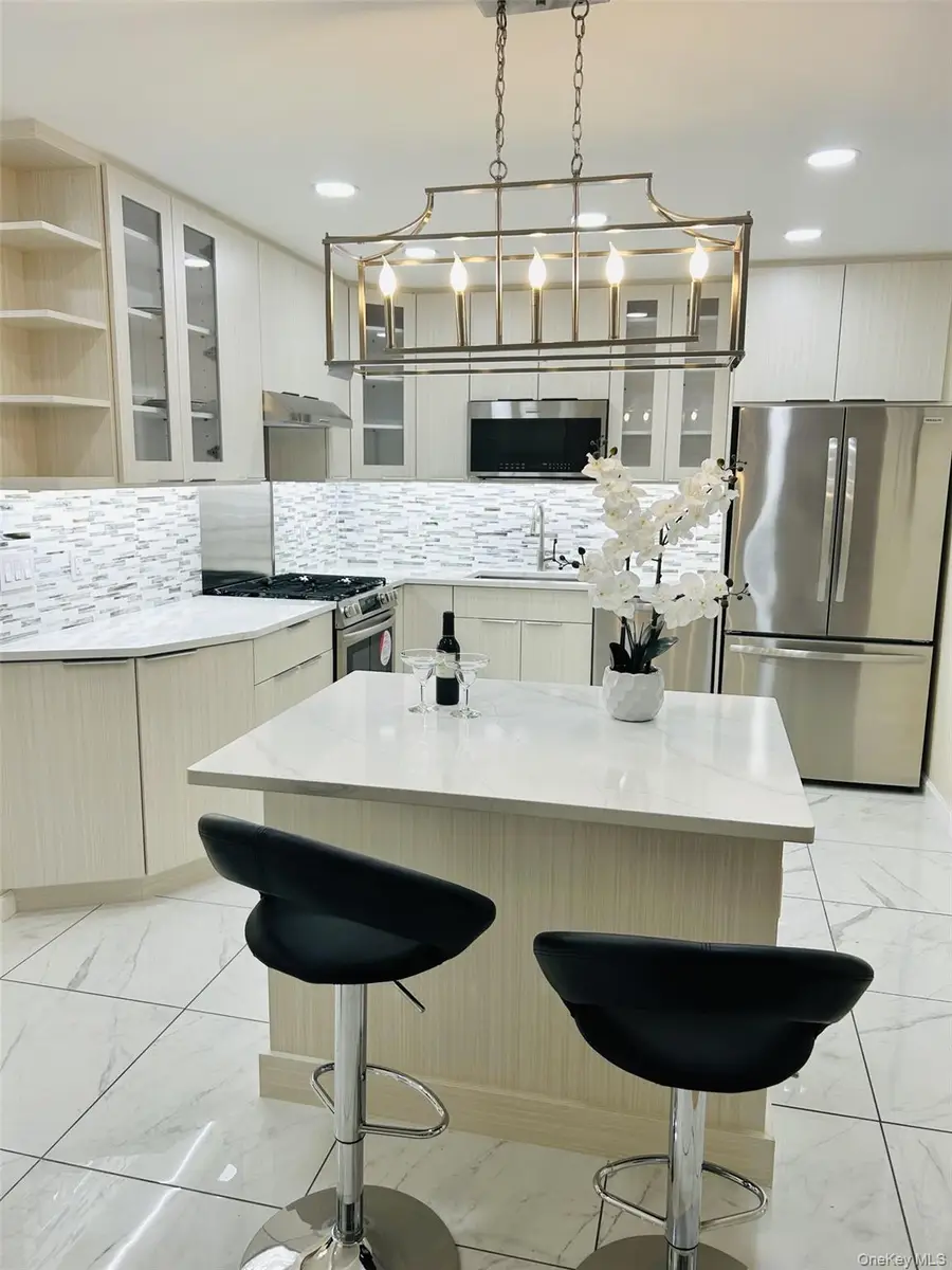 72-11 110 Street #D, Forest Hills, NY 11375 - #3