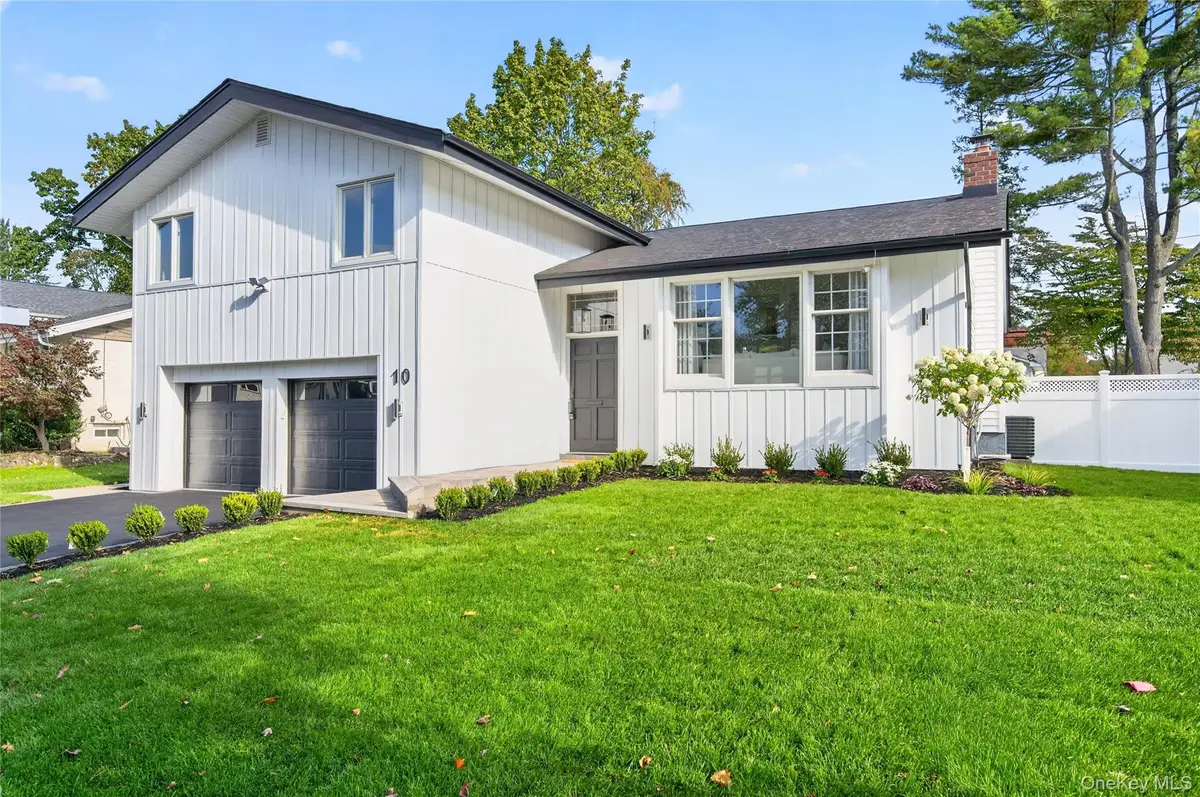 10 Flower Lane, Jericho, NY 11753 - #1