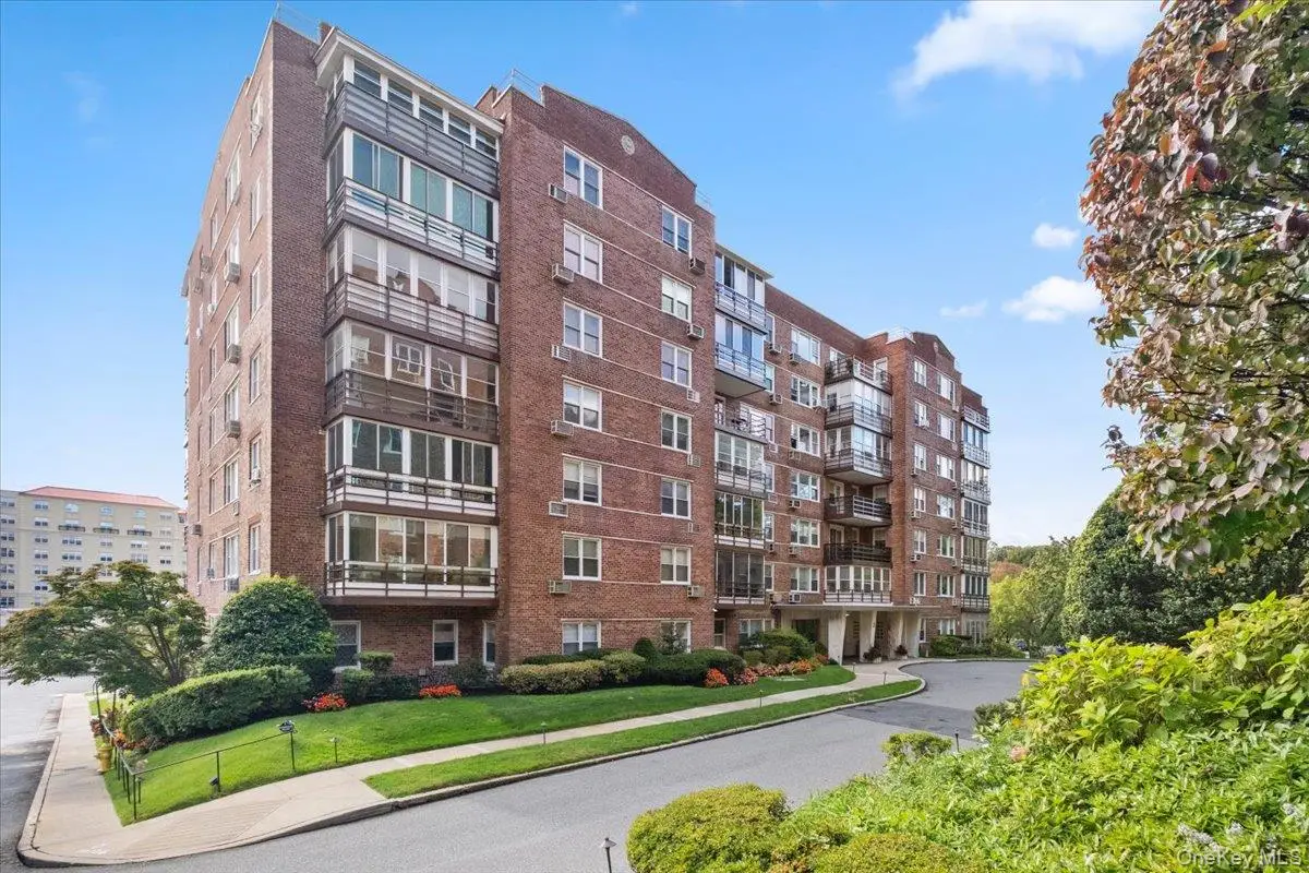 3 Washington Square #6B, Larchmont, NY 10538 - #1