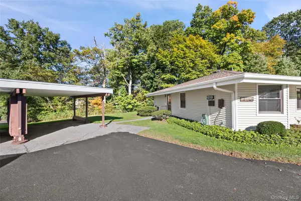 38 Sussex Drive #A, Yorktown Heights, NY 10598
