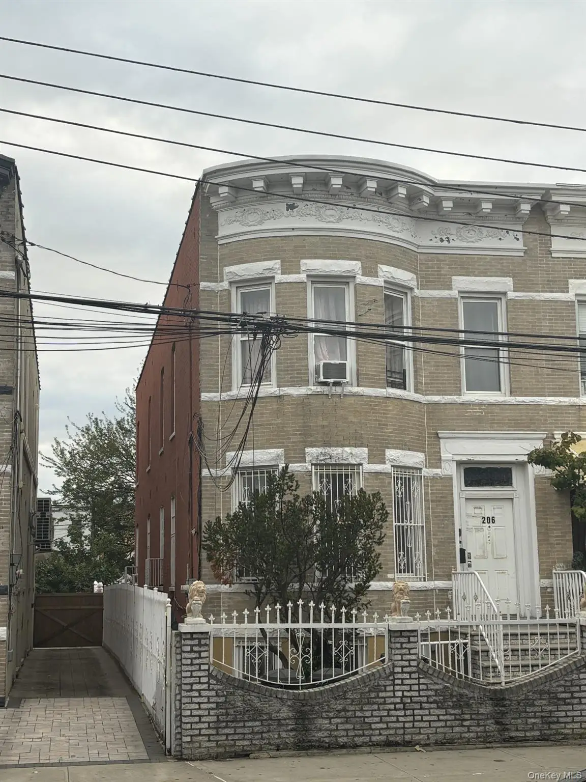 206 Logan Street, Brooklyn, NY 11208 - #1