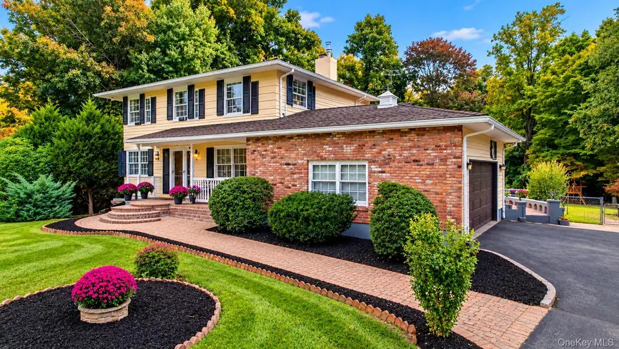 476 Hilltop Road, Yorktown Heights, NY 10598 - #2
