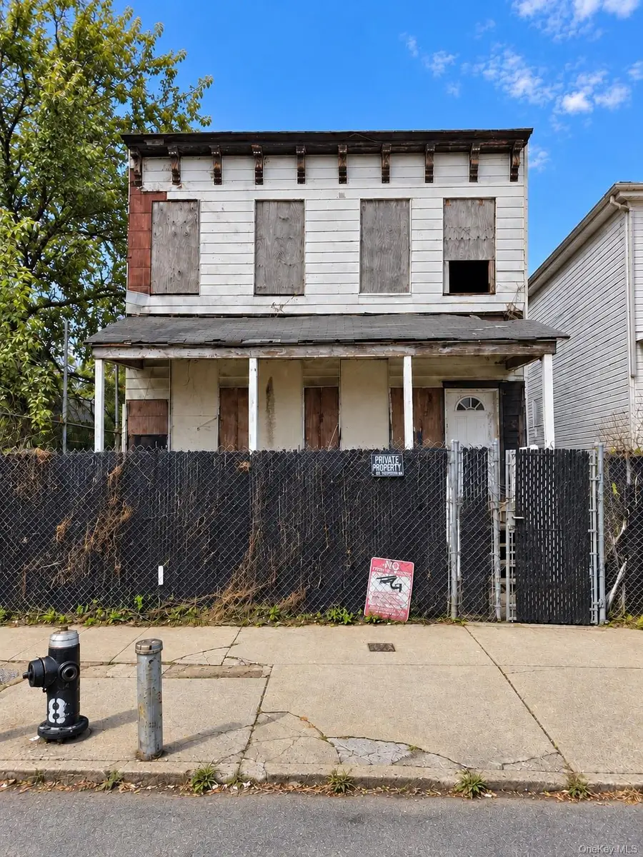 246 Grandview Avenue, Staten Island, NY 10303 - #2