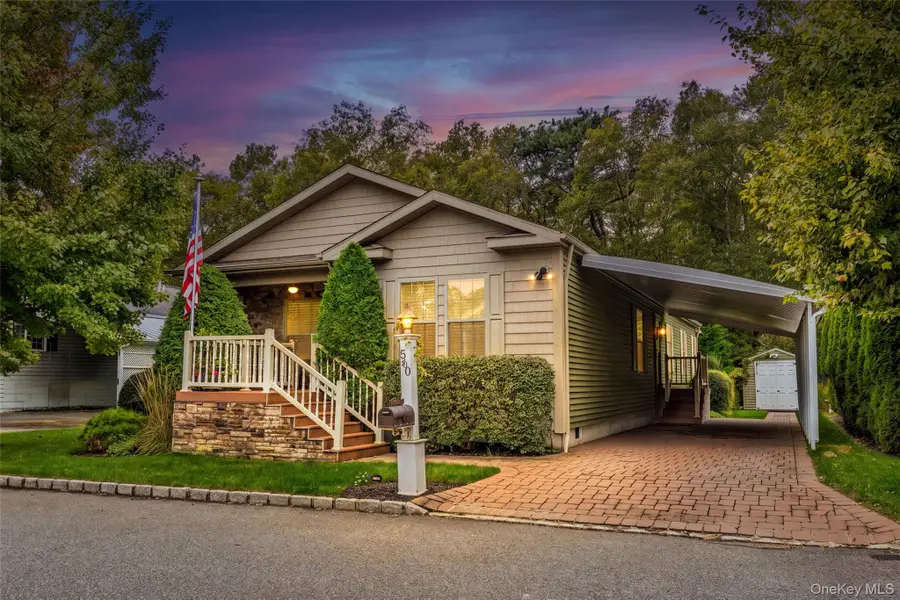 1661 Old Country Road #560, Riverhead, NY 11901 - #2