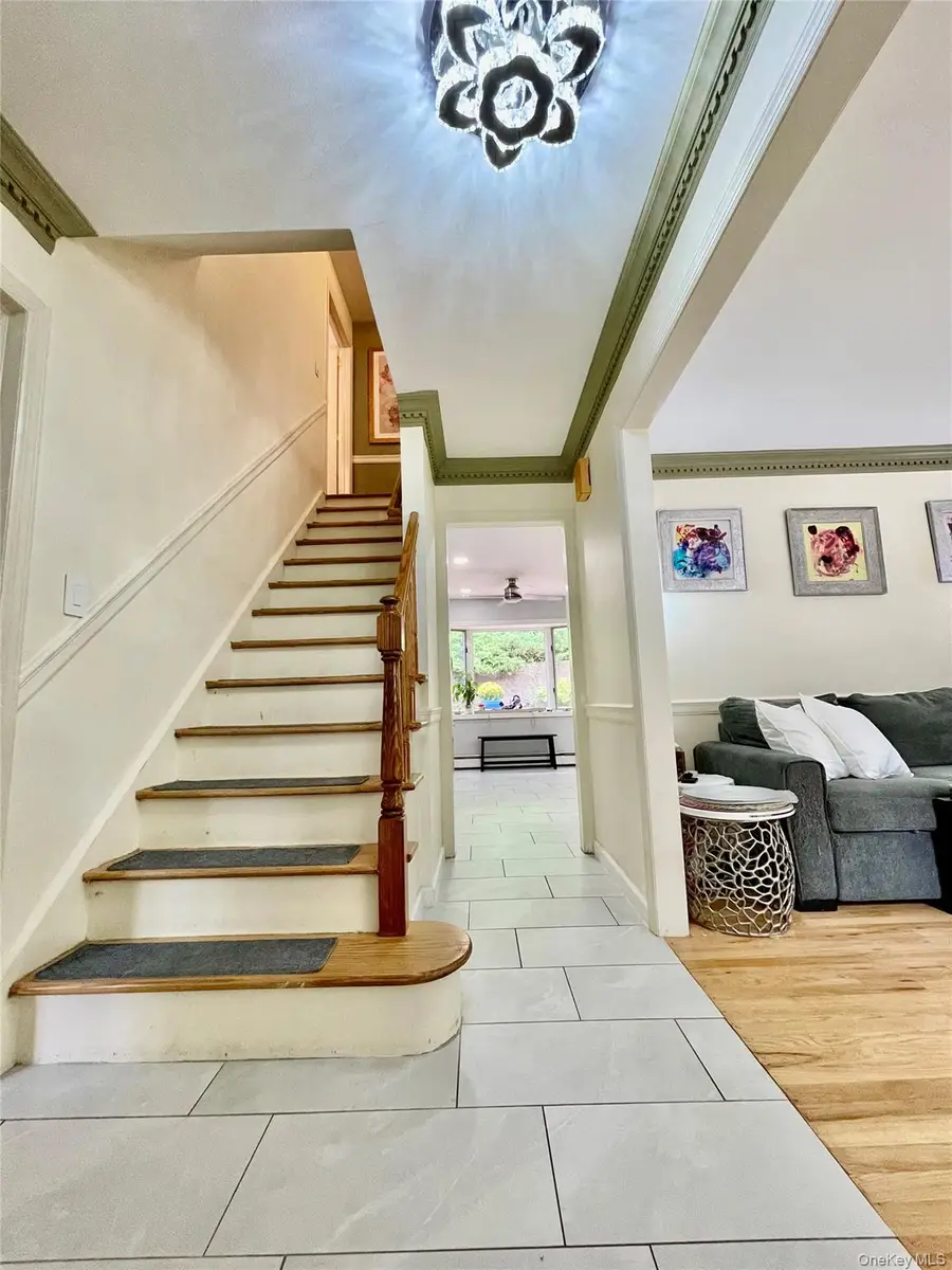 21 Noyes Lane, Huntington, NY 11743 - #2