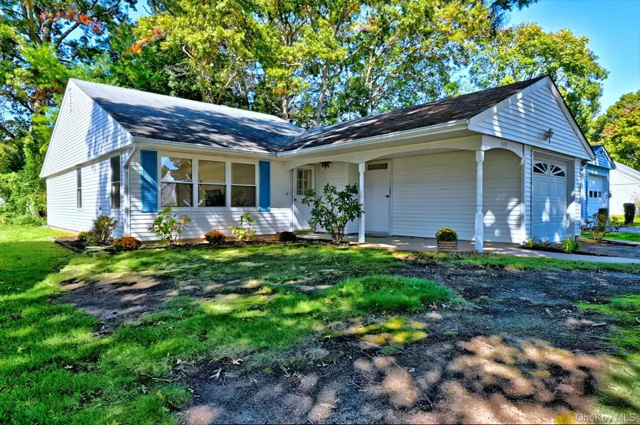 177 Canterbury Drive, Ridge, NY 11961 - #2