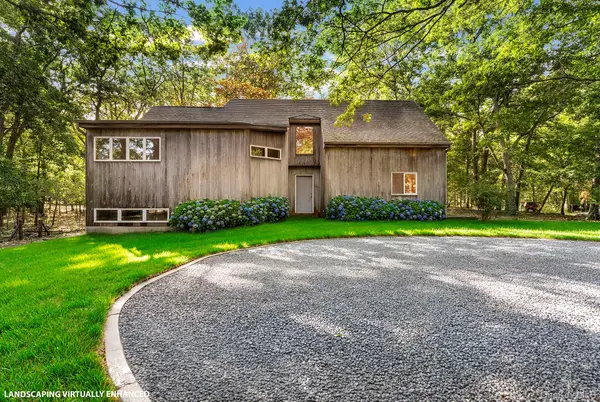 2 Boulder Lane, East Hampton, NY 11937