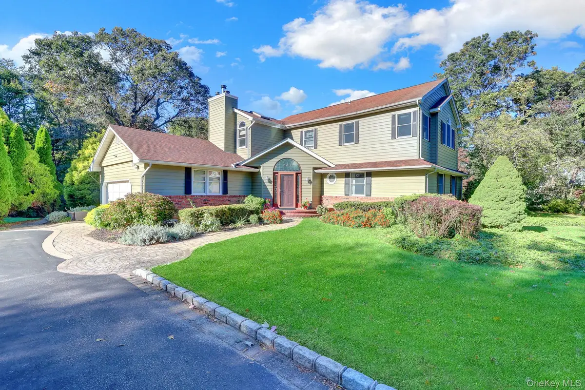 9 Shipyard Lane, Setauket, NY 11733 - #1