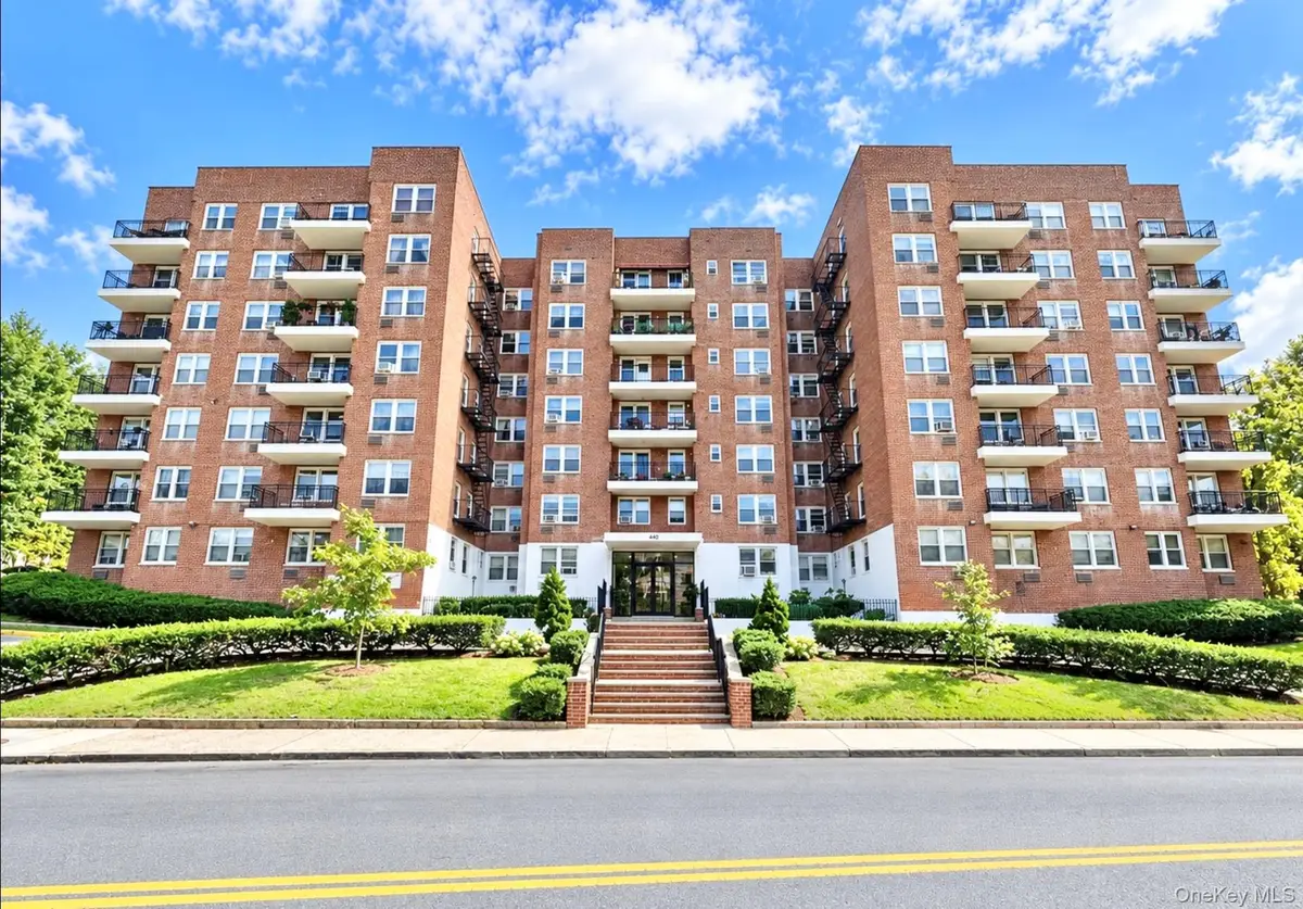 440 Warburton Avenu Avenue #4J, Yonkers, NY 10701 - #1