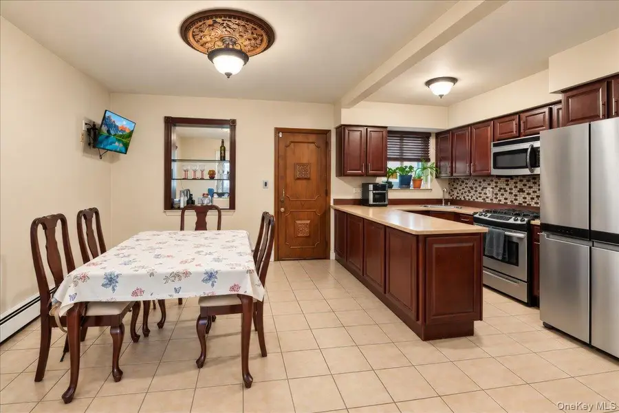 1850 Radcliff Avenue, Bronx, NY 10462 - #3