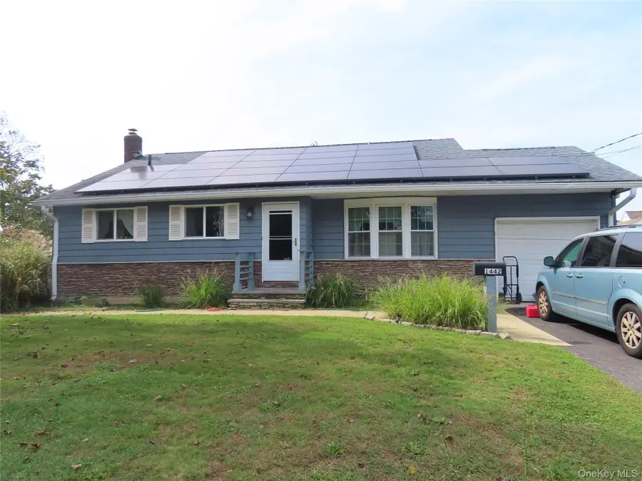 1442 Baldwin Boulevard, Bay Shore, NY 11706 - #2