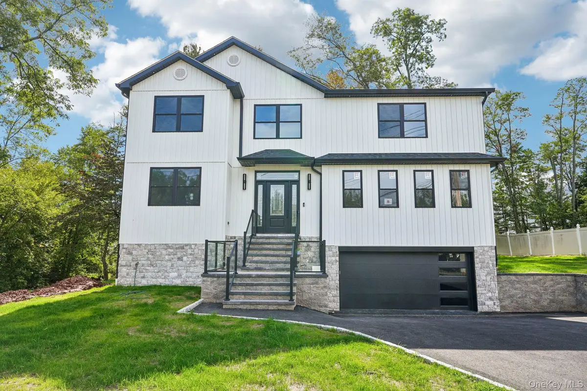 71 Gilchrest Road, Valley Cottage, NY 10989 - #1