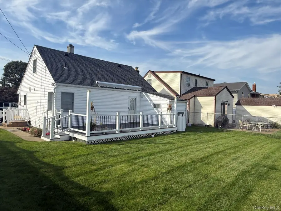 271 Forest Avenue, Massapequa, NY 11758 - #3