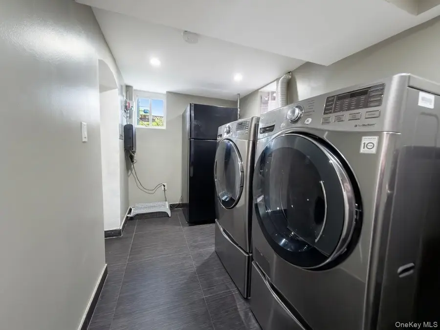 75-35 60th Place, Glendale, NY 11385 - #2