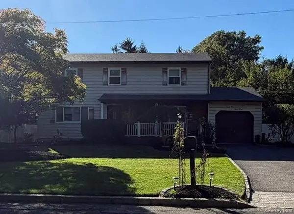 2338 Locust Avenue, Ronkonkoma, NY 11779