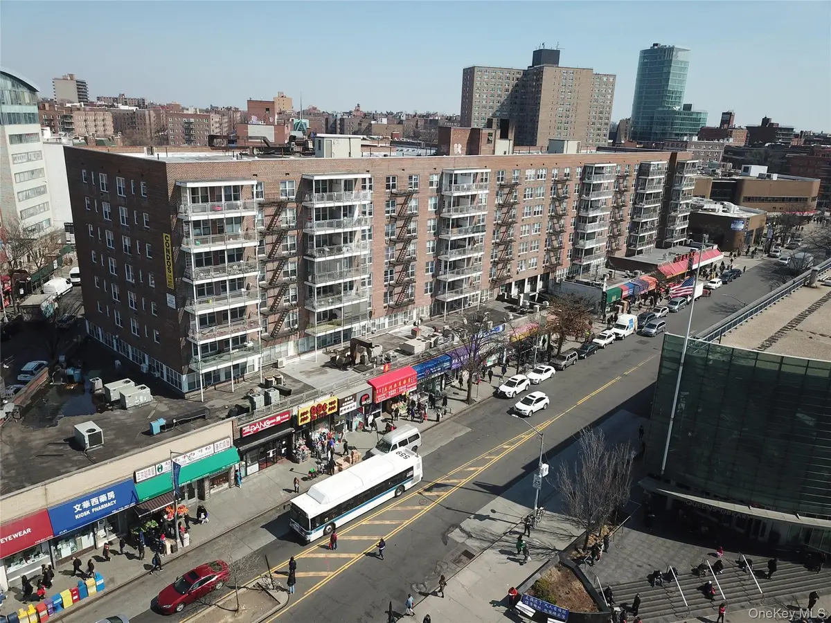 4125 Kissena Boulevard #2T, Flushing, NY 11355 - #1