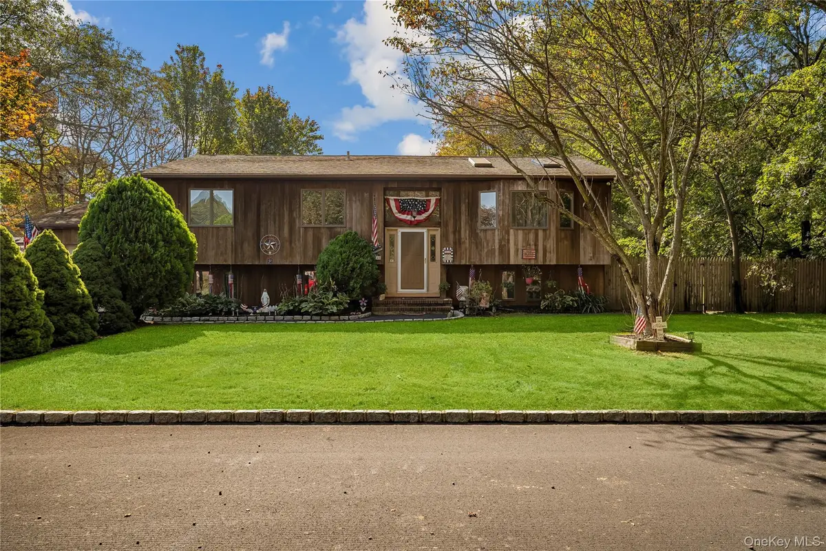 14 Mineola Street, Holtsville, NY 11742 - #1