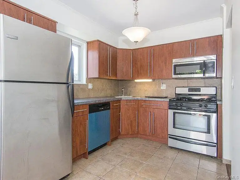 6113 170th Street, Fresh Meadows, NY 11365 - #2