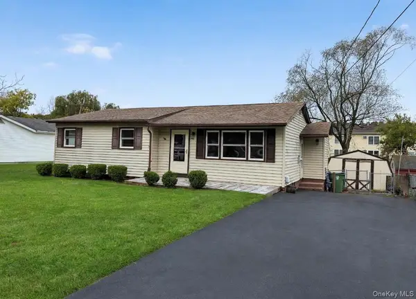 21 Willow Place, Middletown, NY 10940