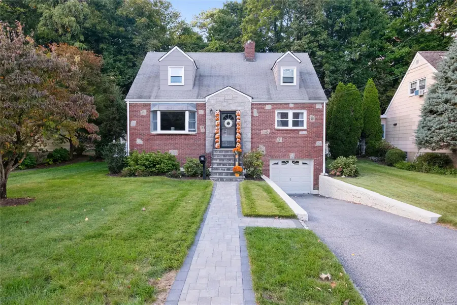 24 Dogwood Drive, Scarsdale, NY 10583 - #2