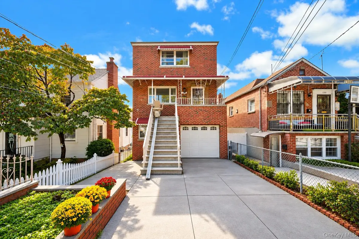 1312 Waring Avenue, Bronx, NY 10469 - #1