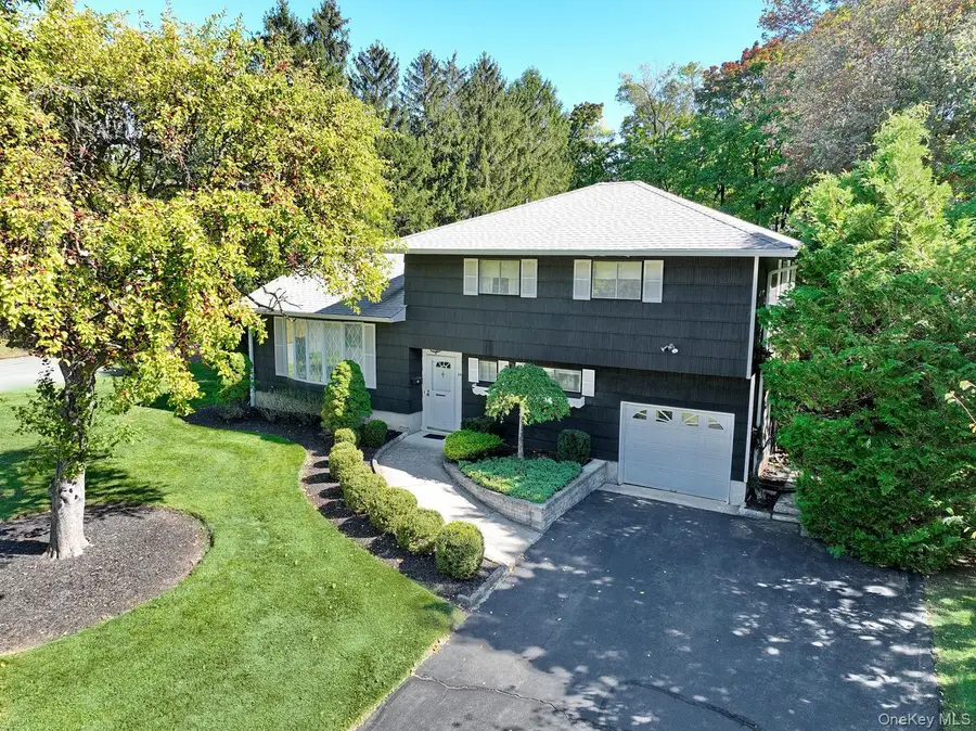 34 Radcliff Drive, New City, NY 10956 - #2