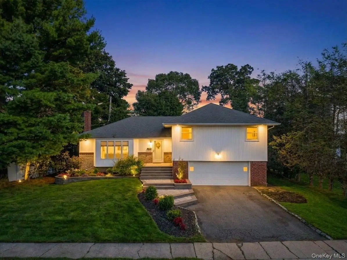 84 Melanie Lane, Syosset, NY 11791 - #1
