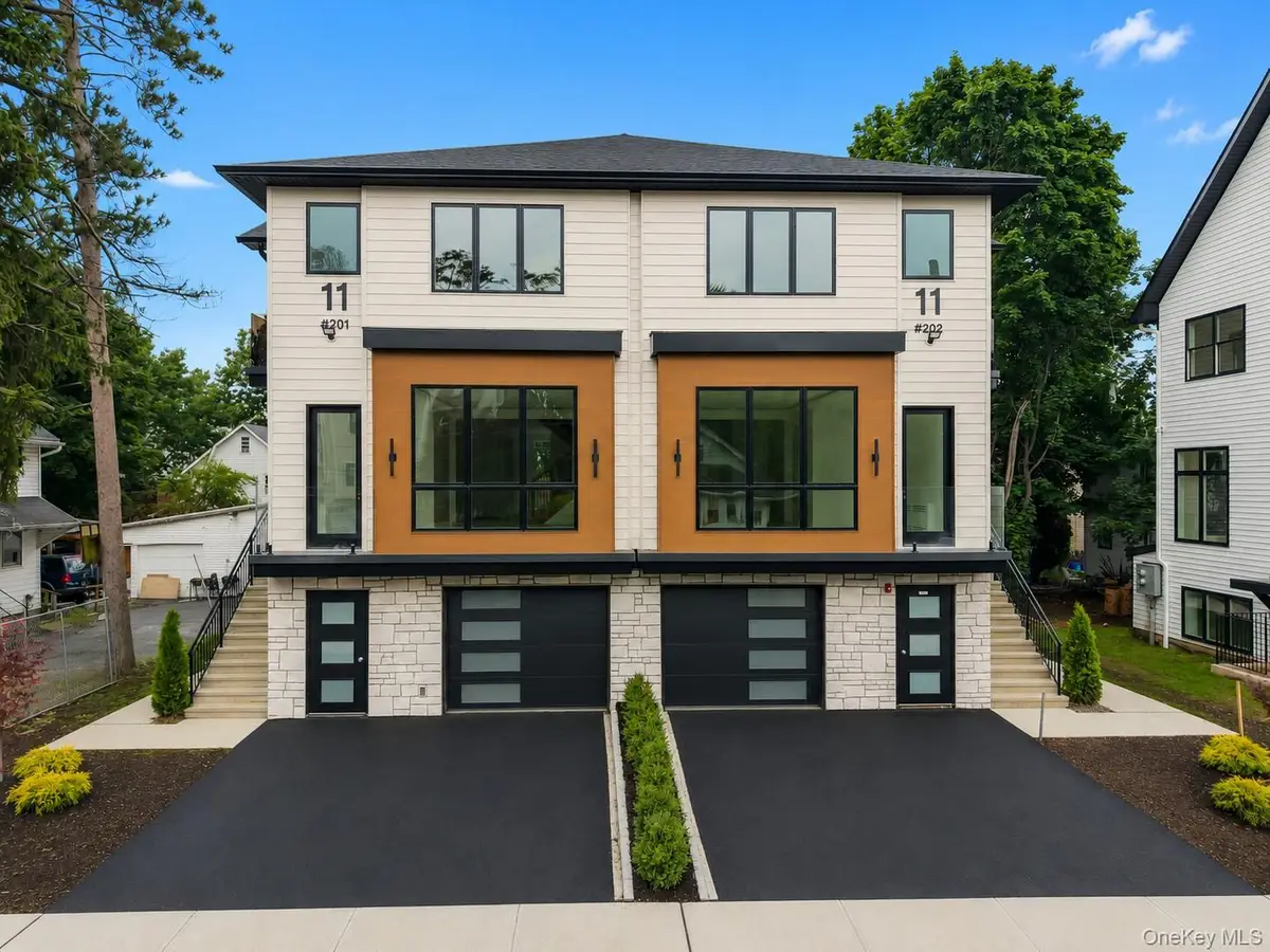 11 Lincoln Street #201, Spring Valley, NY 10977 - #1
