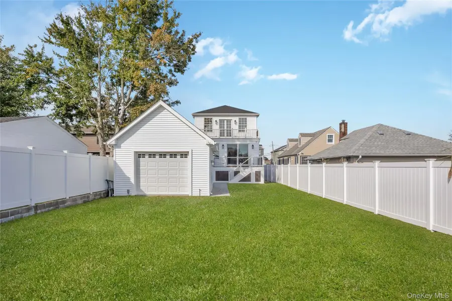 11 Riverdale Avenue, Massapequa, NY 11758 - #3