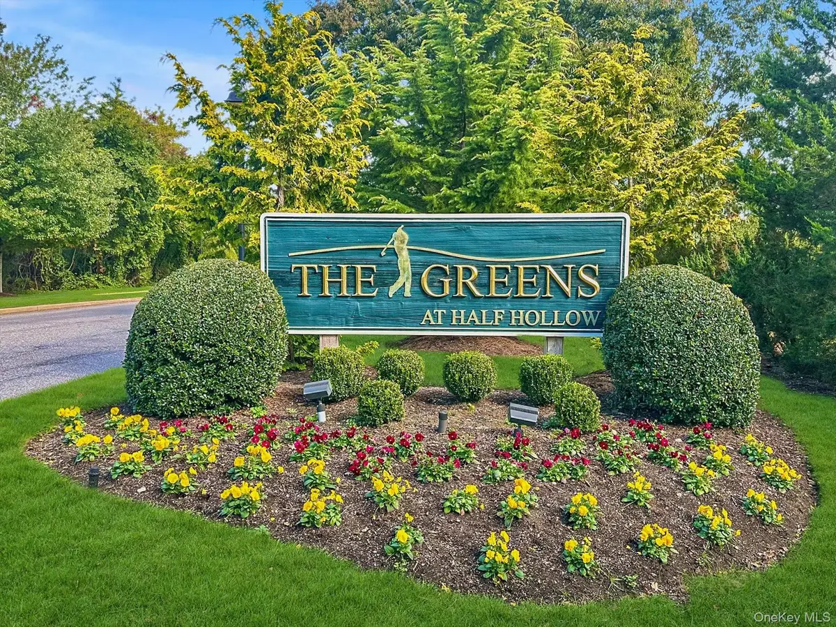 1067 Savoy Drive, Melville, NY 11747 - #1