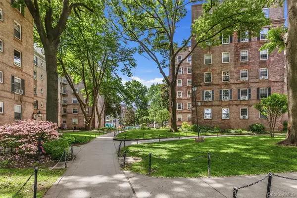 30-81 54 Street #3, Woodside, NY 11377