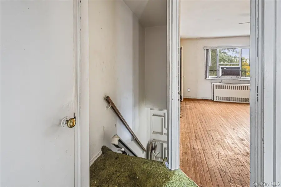 83-18 229 Street #6-12, Bellerose Manor, NY 11427 - #3