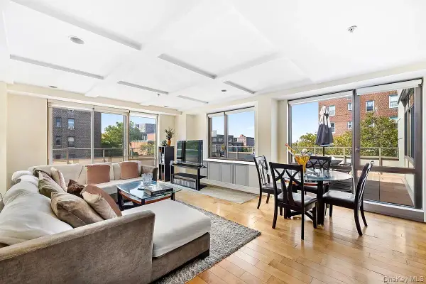 6405 Yellowstone Boulevard #509P, Forest Hills, NY 11375