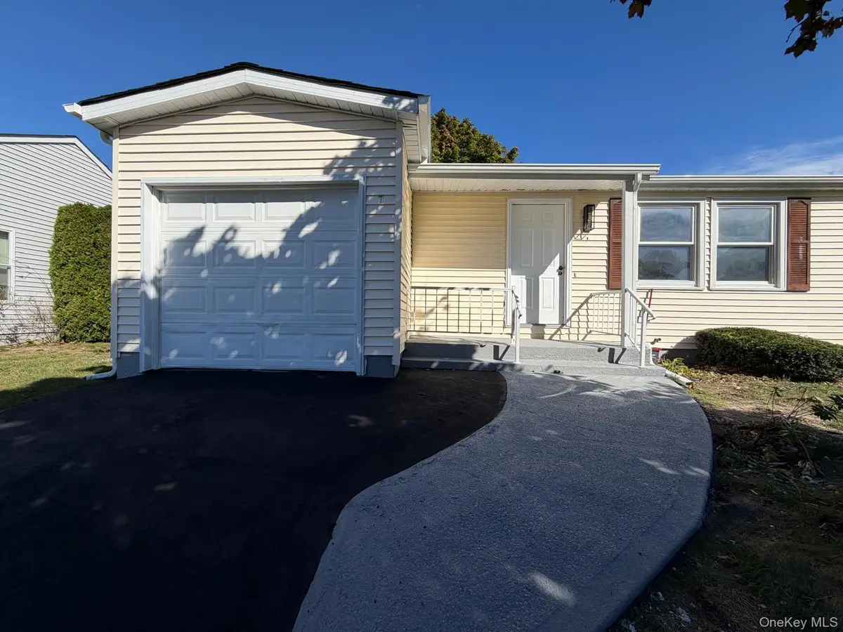 1 Limetree Drive, Manorville, NY 11949 - #1