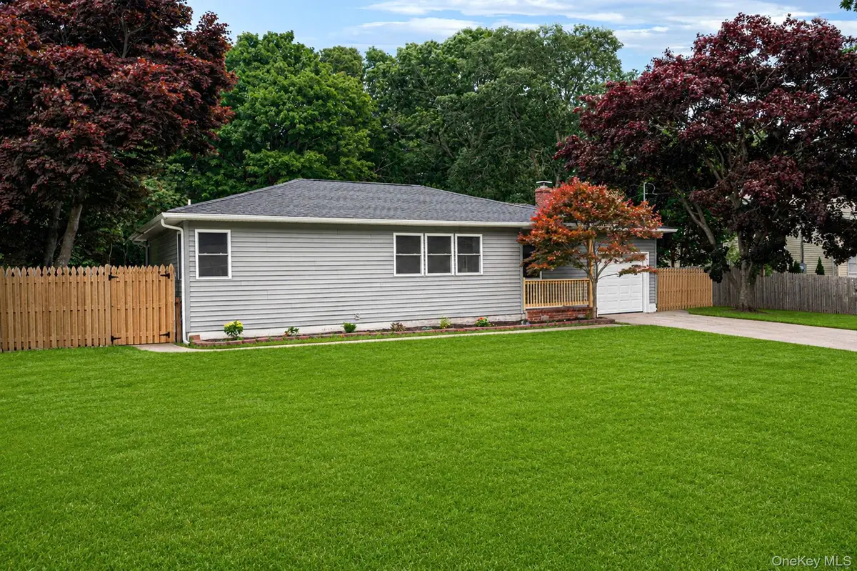 11 Mayfield Drive, Mastic Beach, NY 11951 - #1