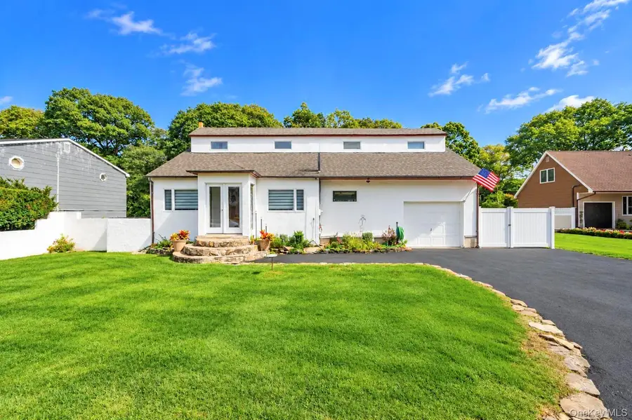 1219 Coates Avenue, Holbrook, NY 11741 - #2