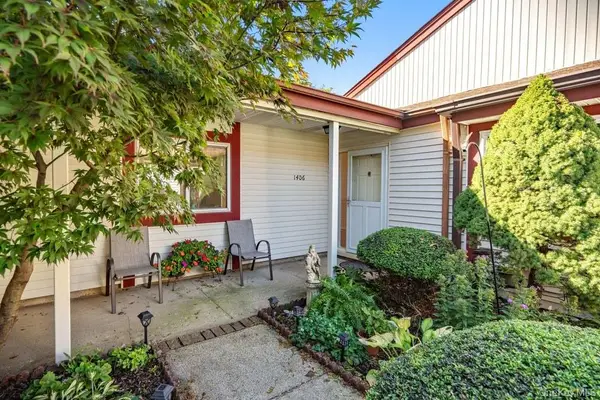 1406 Gotham Court W, Saint James, NY 11780