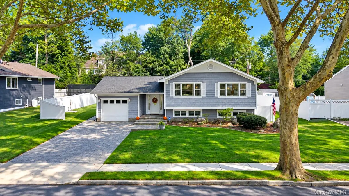 4 Salisbury Drive N, East Northport, NY 11731 - #1