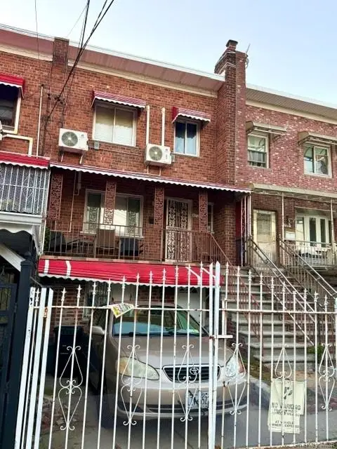 4775 Barnes Avenue, Bronx, NY 10470 - #2