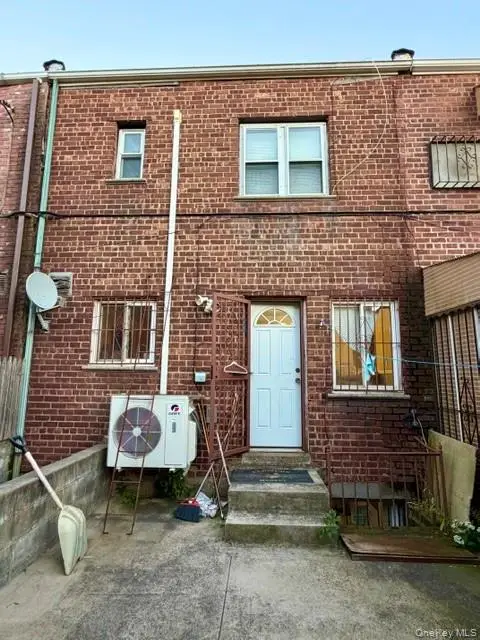 4775 Barnes Avenue, Bronx, NY 10470 - #3