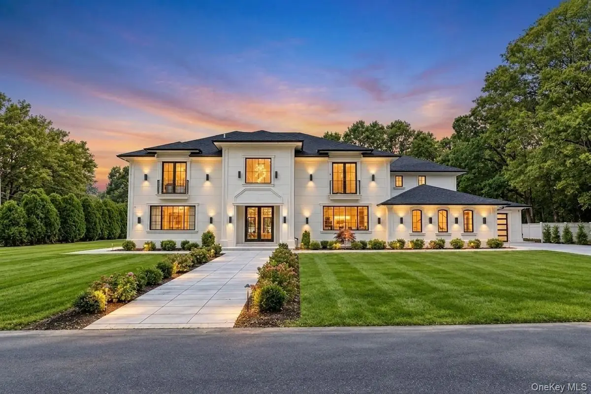 1073 Westminster Avenue, Dix Hills, NY 11746 - #1